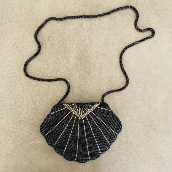 Hand beaded Vintage style Evening Bag - Picture 3 of 8